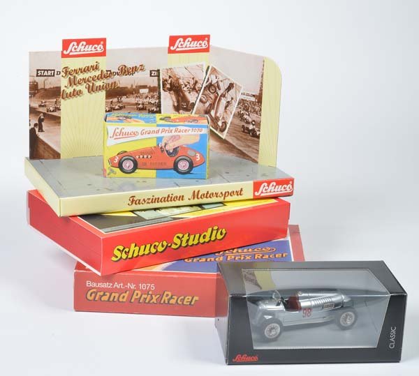 Schuco, Display mit Studio Rennwagen 1 + 2, Grand Prix (1 of 1)