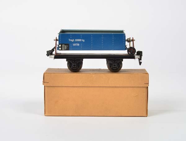 Marklin, Kippwagen 1977/0 (1 of 1)