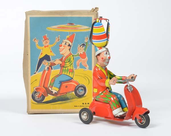 NBN, Clown auf Scooter (1 of 1)