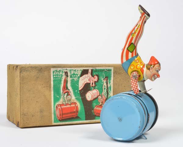 Erco, Clown auf Tonne (1 of 1)