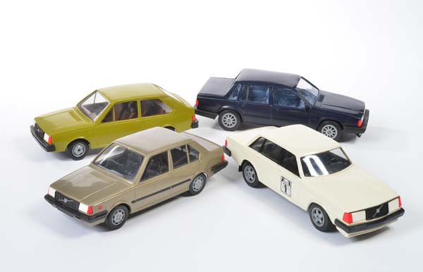 Stahlberg: 4x Volvo, 1x Coupe + 3x Limousine: Stahlberg: 4x Volvo, 1x Coupe + 3x Limousine, Finnland, 20-23 cm, Kst, Z 2