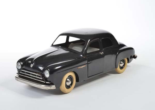 CIJ, Renault Fregatte (1 of 1)