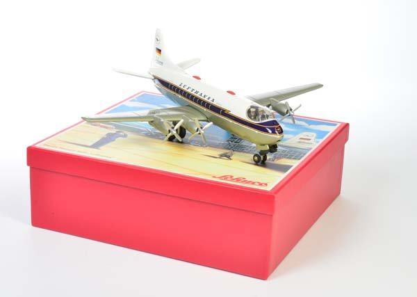 Schuco, Elektro Radiant 5600 "Lufthansa" (1 of 1)