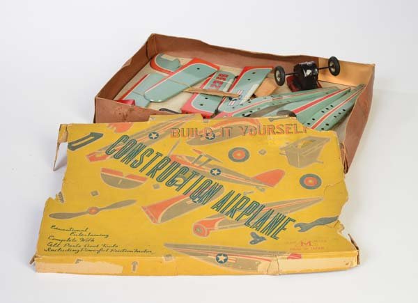 M., Flugzeugbaukasten (1 of 1)