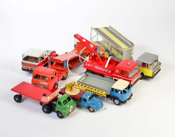 Joustra u.a., Konvolut LKWs (1 of 1)