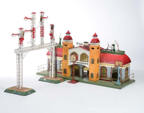 Bing, Bahnhof + Signal: Bing, Railway Station + Signal, repainted, please inspect