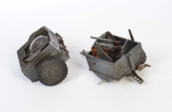 Elastolin, Feldkueche + MG auf Zwillingssockel (1 of 1)