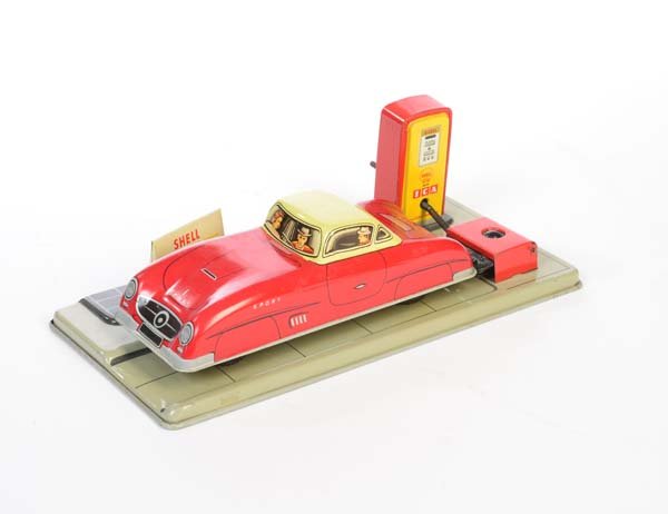 Dressler, Tankstelle mit Sportwagen (1 of 1)