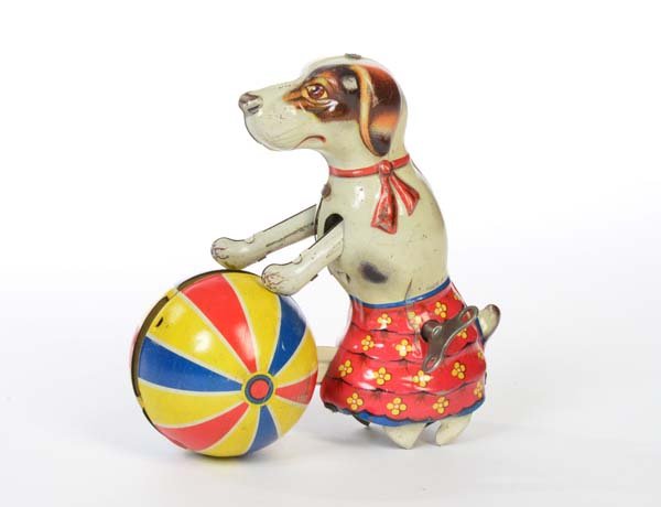 NBN, Hund mit Ball (1 of 1)