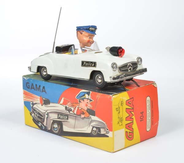 Gama, Police 104 (1 of 1)