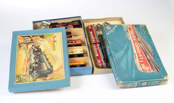 HWN + Distler, 2 Eisenbahnpackungen (1 of 1)