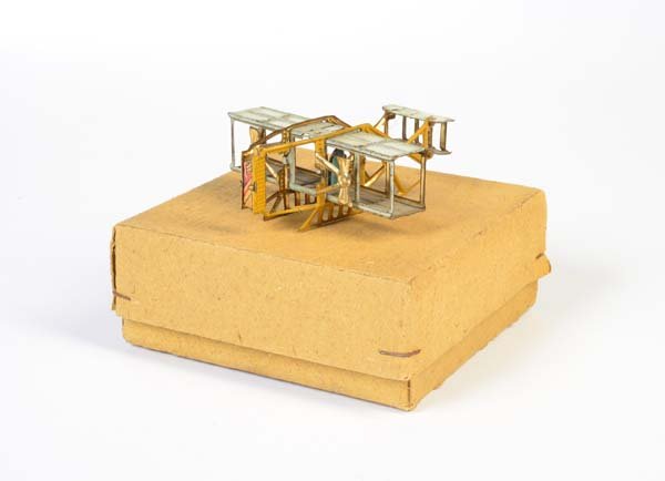 Meier, Pennytoy Flugzeug (1 of 1)