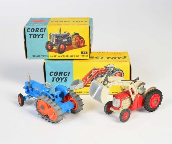 Corgi Toys, Massey Ferguson Traktor mit Schaufel + (1 of 1)