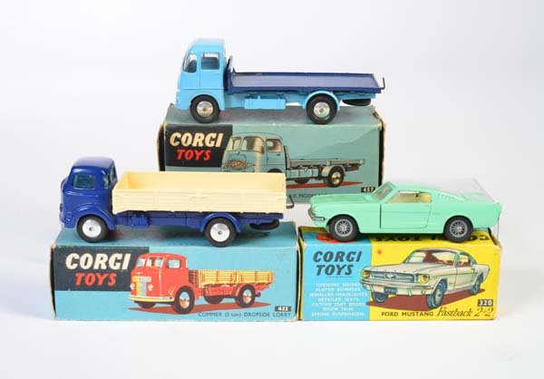 Corgi Toys, ERF Lorry in blauer Box, Commer Lorry + (1 of 1)