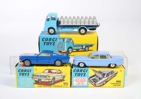 Corgi Toys, ERF Lorry in gelb/blauer Box, Chevrolet (1 of 1)