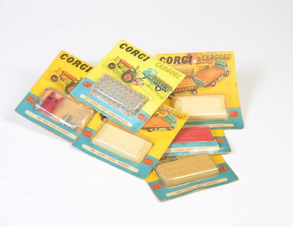 Corgi Toys, 6x Zubehoer fuer LKW/Traktor Nr. 1486,: Corgi Toys, 6x Zubehoer fuer LKW/Traktor Nr. 1486, 1488, 2x 1485, 1487 + 1490, England, 1:43, Druckguss, Okt Z 1-, Z 1