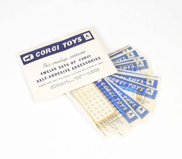 Corgi Toys, Umschlag mit 12 Sets "A" Aufkleber (1 of 1)