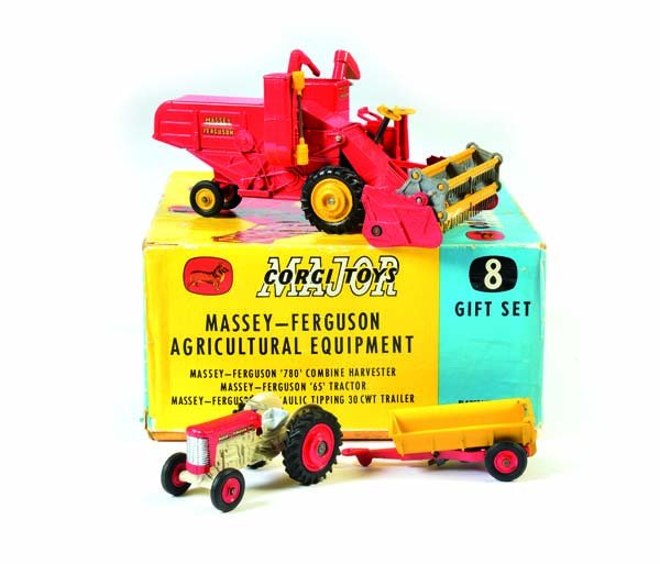 Corgi Toys, GS 8 Massey Ferguson Maehdrescher mit (1 of 1)