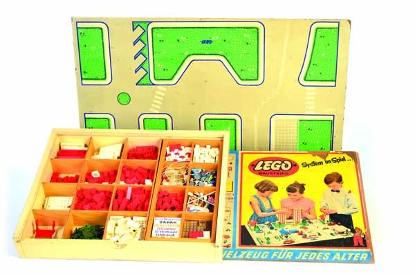 Lego, Konvolut: Baukasten mit 7 Autos, Bausteine, (1 of 1)