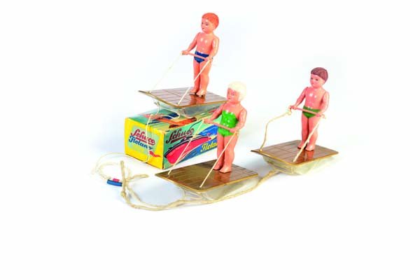 Schuco, Flotano, 3 Surfer (1x in Box): Schuco, Flotano, 3 Surfer (1x in Box), diecast, box C 1-2, 1x part of foot broken off, C 1-2