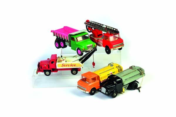 MS Brandenburg u.a., 5 LKW (1 of 1)