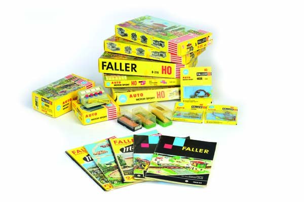 Faller, AMS: Haeuser, Schilder + Prospekte (1 of 1)