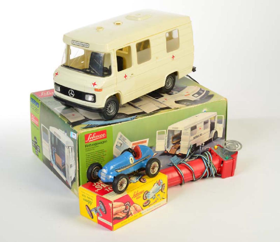 Schuco, Studio 1050 + Mercedes Rettungswagen (1 of 1)