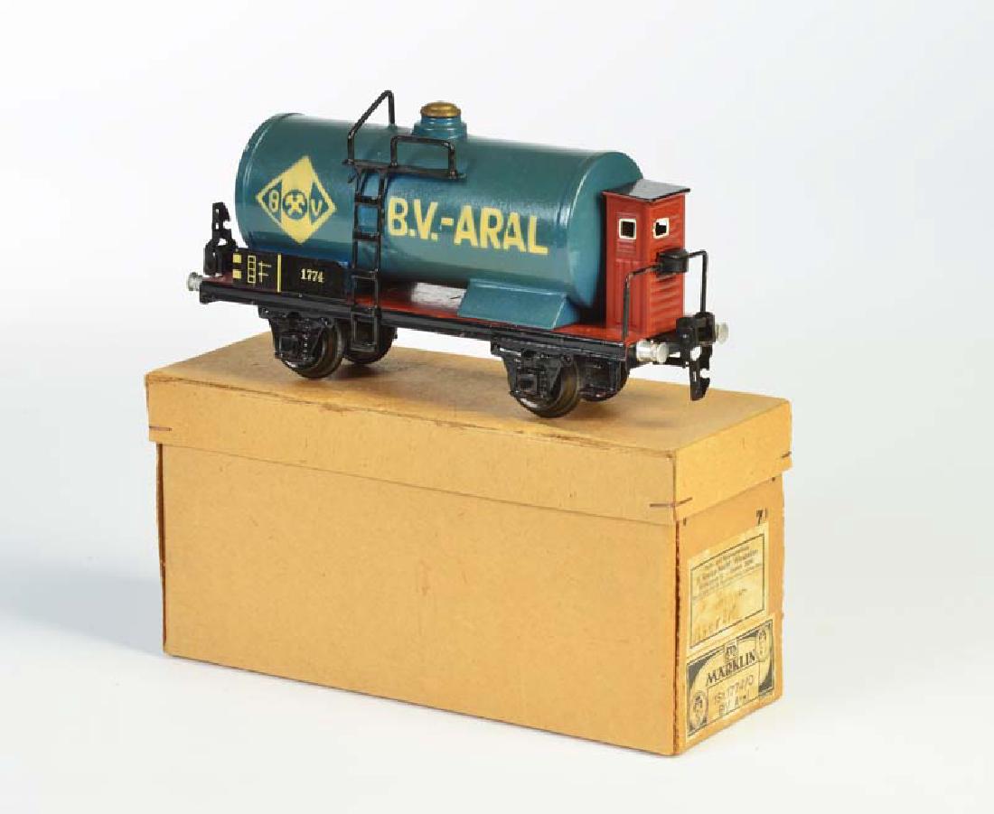 Marklin, Kesselwagen 1774/0 "BV Aral" (1 of 1)