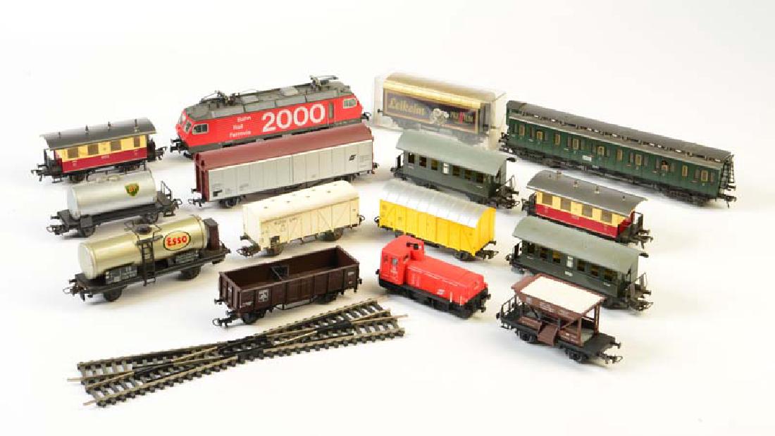 Roco, Marklin, u.a., Konvolut Loks und Wagen (1 of 1)