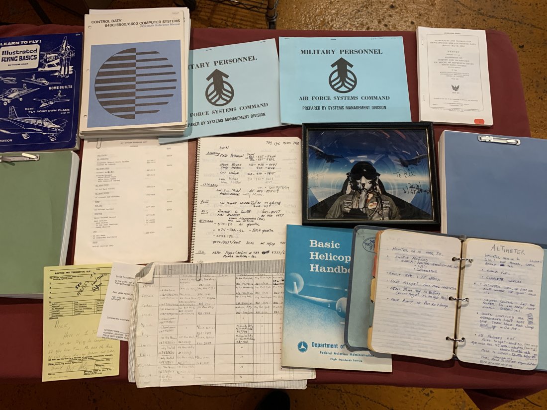 USAF VIETNAM era pilot notes, photo, handbooks, more! (1 of 11)