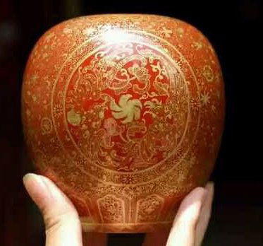 Chinese copper red glazed porcelain jar (1 of 4)