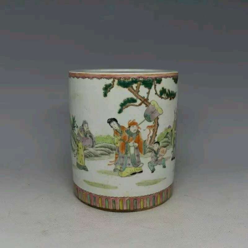 Fine Chinese republic period Chinese porcelain pot (1 of 3)