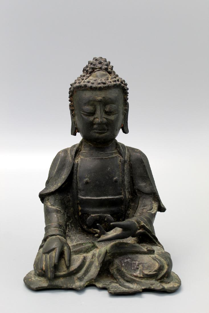 Chinese bronze figure, Ming Dynasty. (1 of 4)