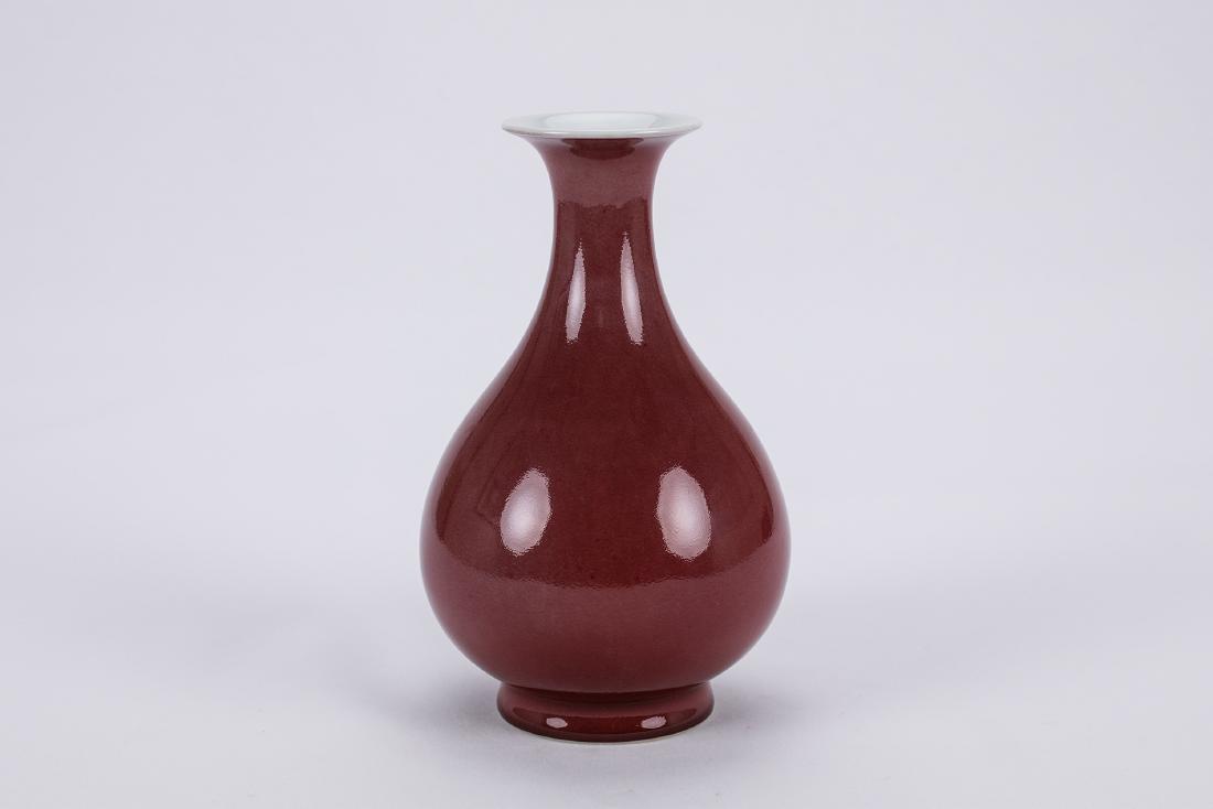 Chinese red glaze porcelain vase. (1 of 6)