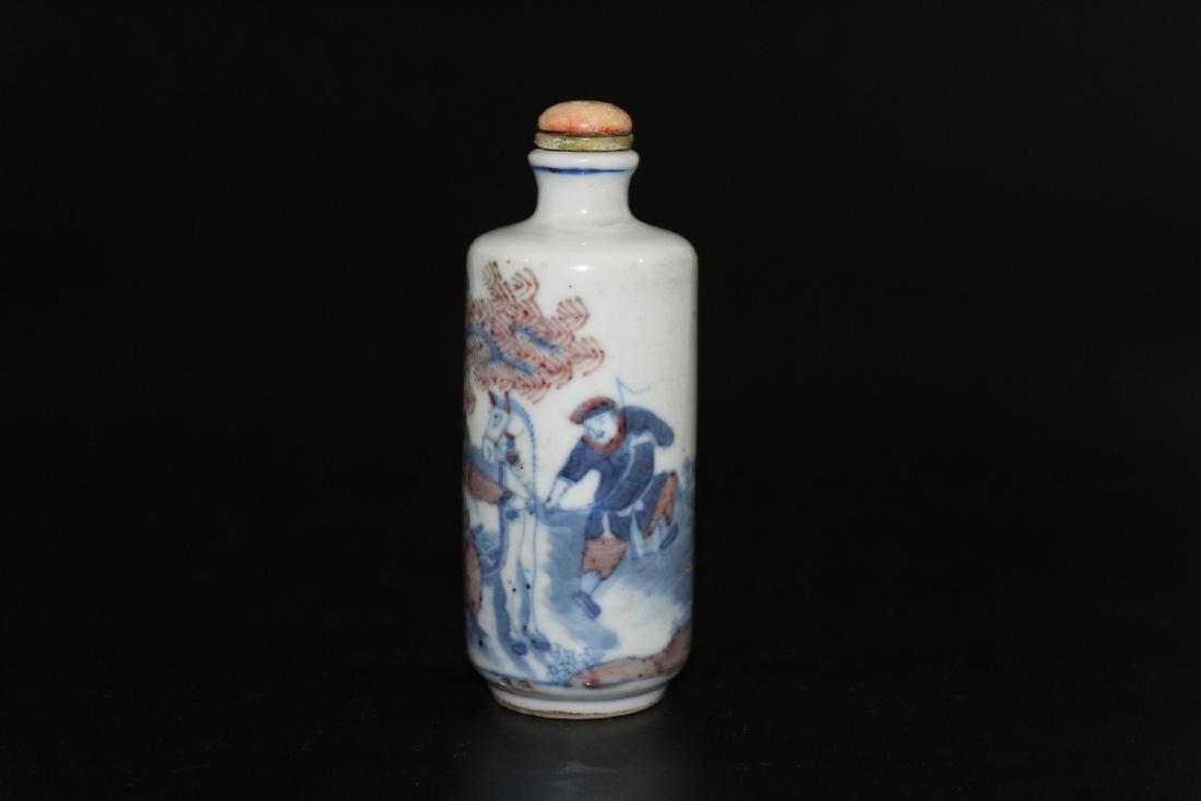 Chinese underglaze red blue and white procelain snuff (1 of 5)