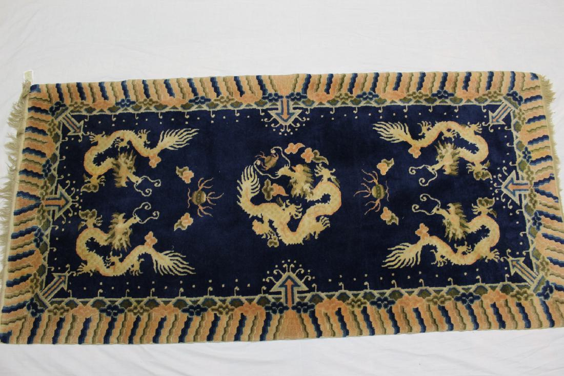 Chinese area rug. Provenance: Maryland estate.: Chinese area rug. Provenance: Maryland estate. Size 180 X 87 cm.