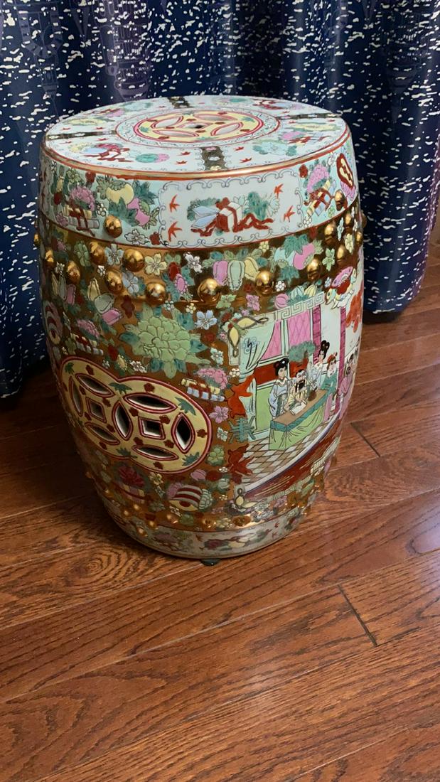 Chinese famille rose porcelain garden seat.: Chinese famille rose porcelain garden seat. Height 47 cm.