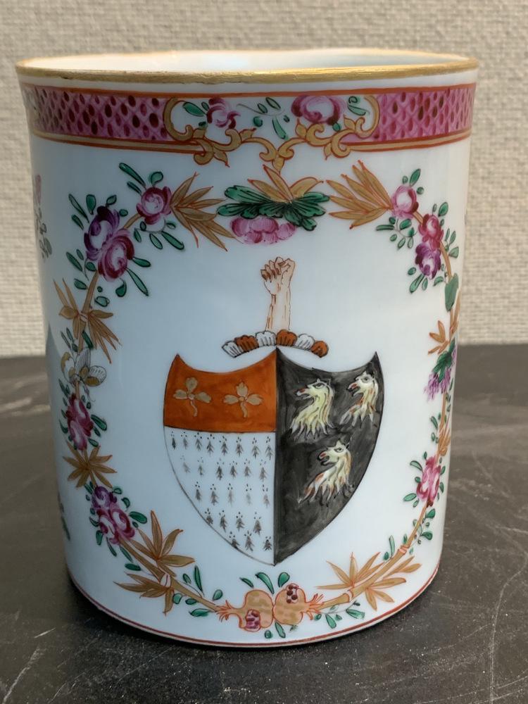 Chinese export mug (1 of 3)