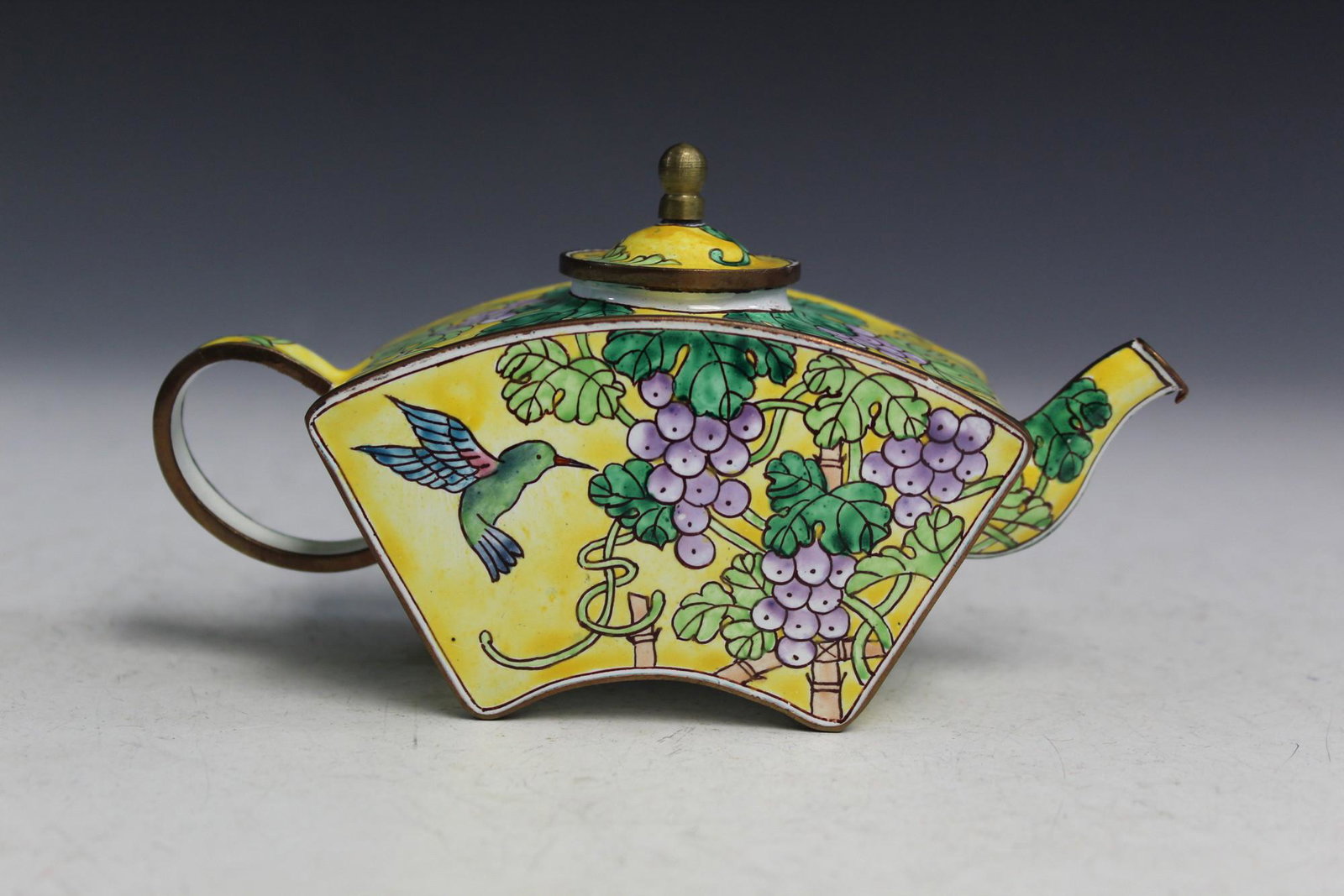 Chinese Enamel Teapot by Kelvin Chen.: Chinese Enamel Teapot by Kelvin Chen.. L 15 cm