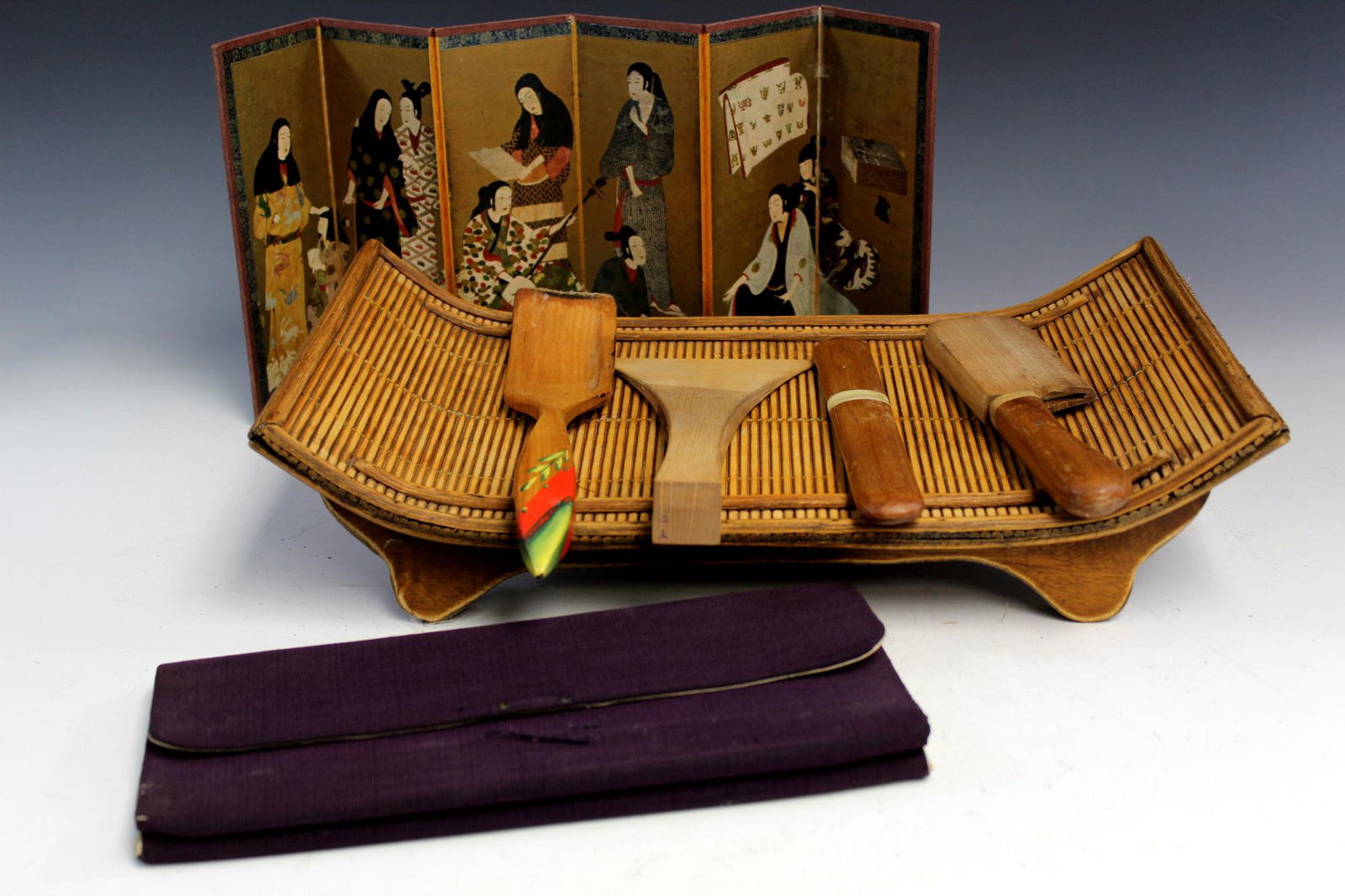 Japanese carving tools and decorative items. (1 of 3)