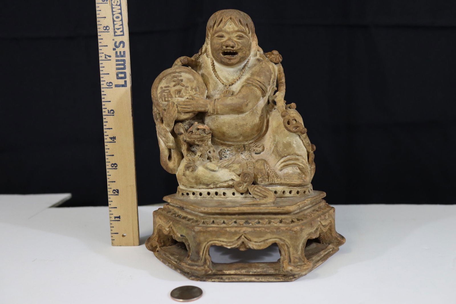 Chinese pottery figure. (1 of 5)
