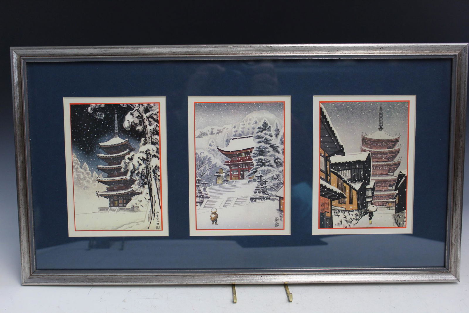 Framed Japanese Prints (1 of 3)