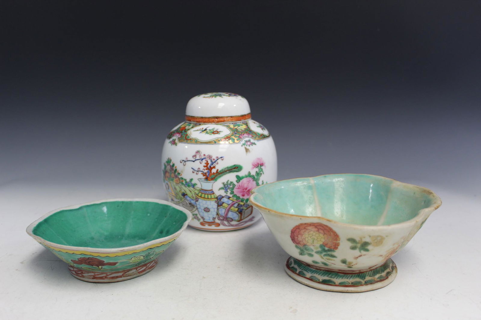 Three Chinese Porcelain Items (1 of 7)
