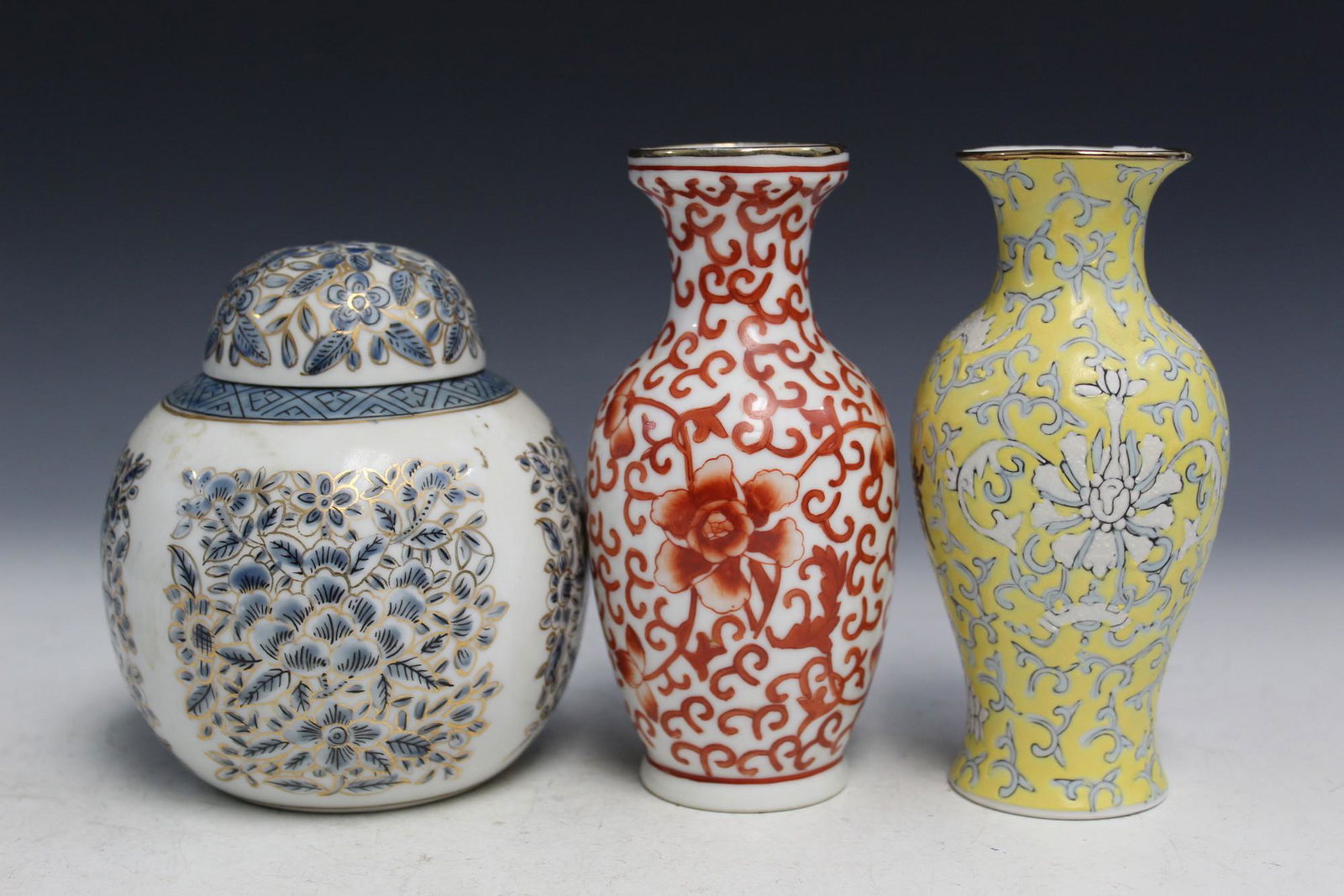 Three Chinese Porcelain Items (1 of 5)