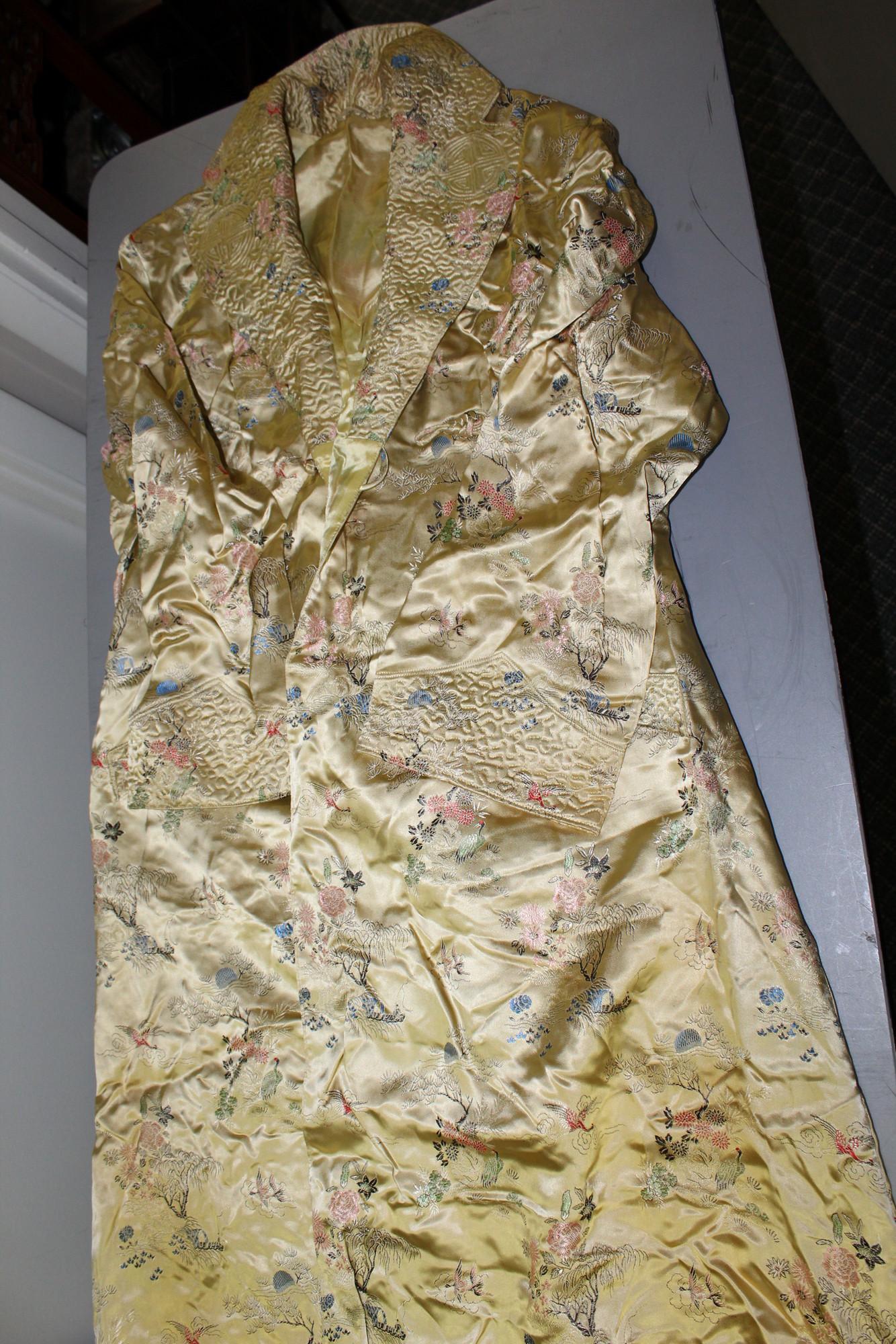 Chinese Yellow Silk Gown. (1 of 4)