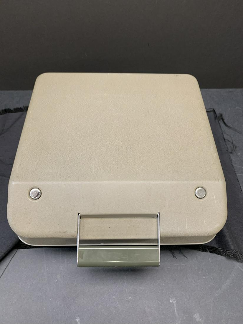 Typewriter- Hermes Rocket (1 of 2)