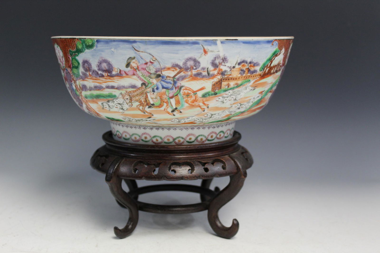 Chinese Export Porcelain Punch Bowl with Hunting Scene (1 of 6)
