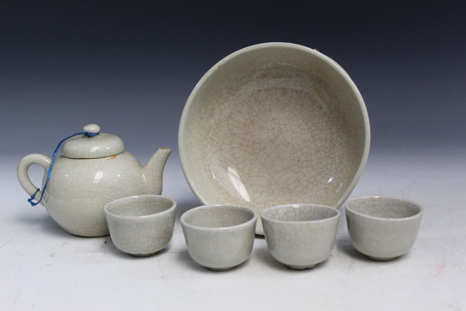 Chinese Porcelain Tea Set (1 of 6)