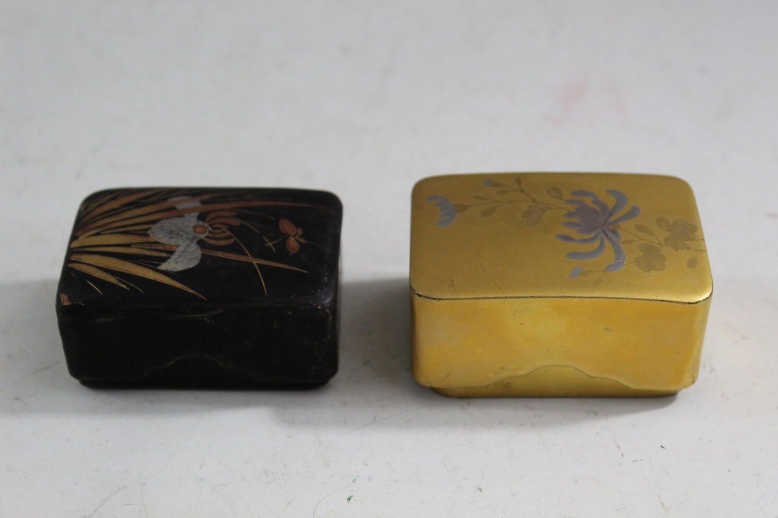 Two Japanese Lacquer Small Boxes (1 of 4)