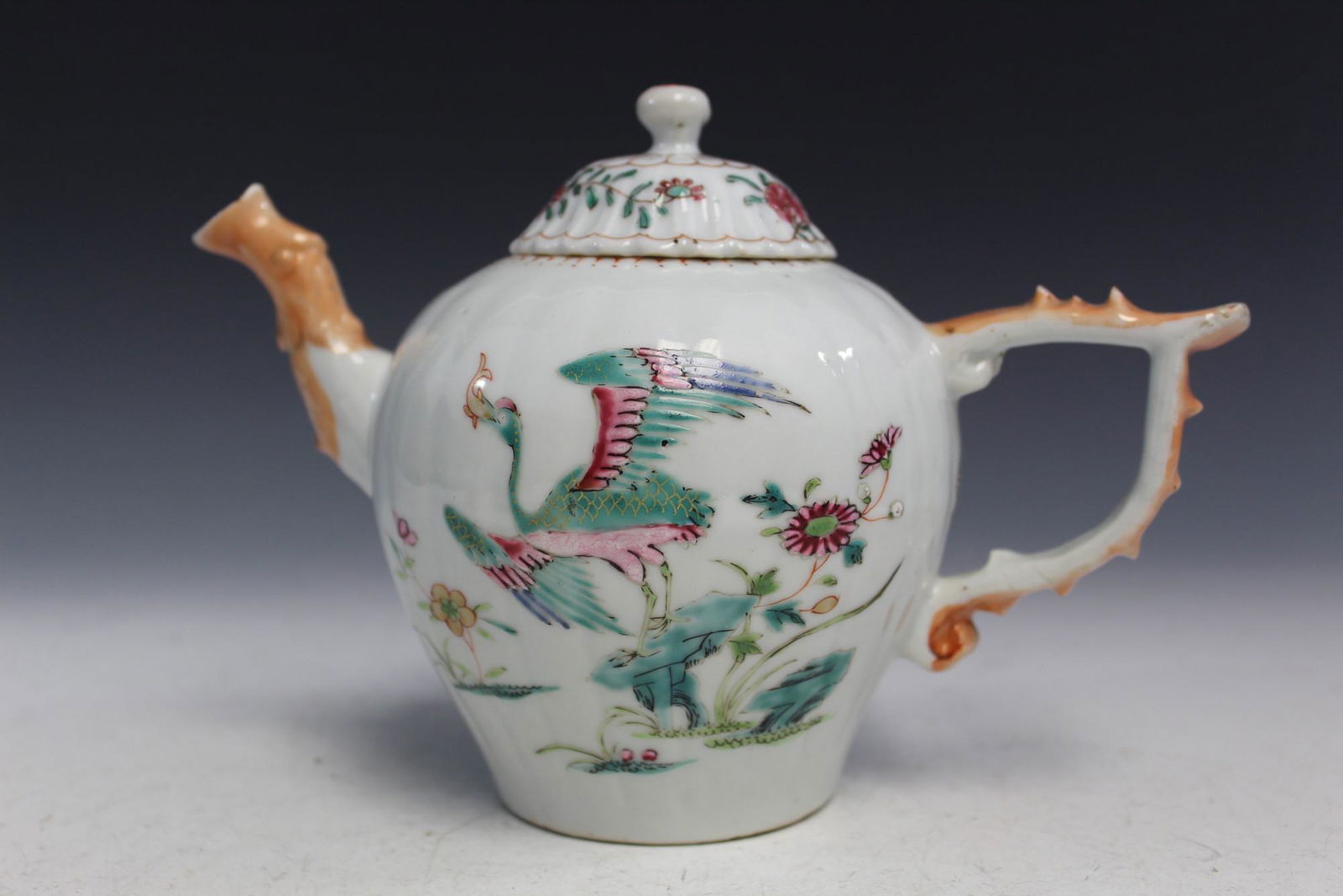 Chinese Export Porcelain Teapot (1 of 7)